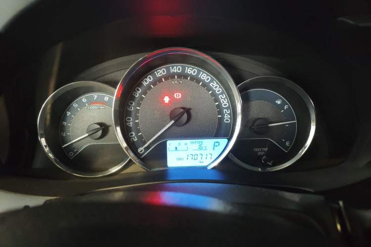 Used Toyota Corolla 2017 Revised Version 1.6L S-CVT GL Instrument Cluster
