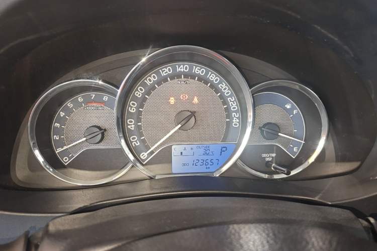 Used Toyota Corolla 2017 1.6L CVT GL Instrument Cluster
