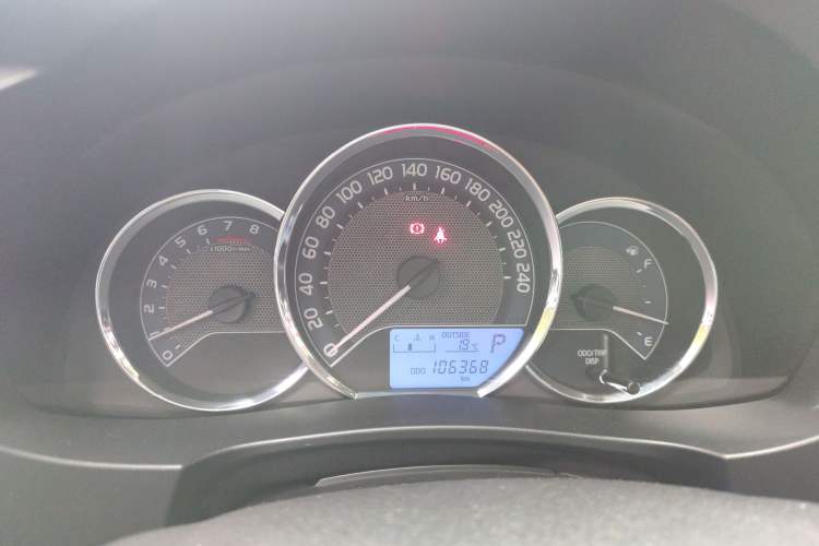 Used Toyota Corolla 2017 Revised Version 1.6L S-CVT GL Instrument Cluster