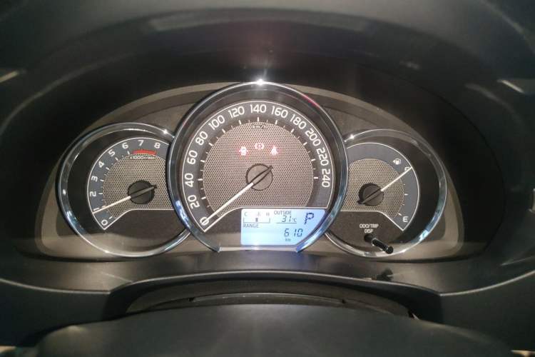 Used Toyota Corolla 2017 Revised Version 1.6L S-CVT GL Instrument Cluster