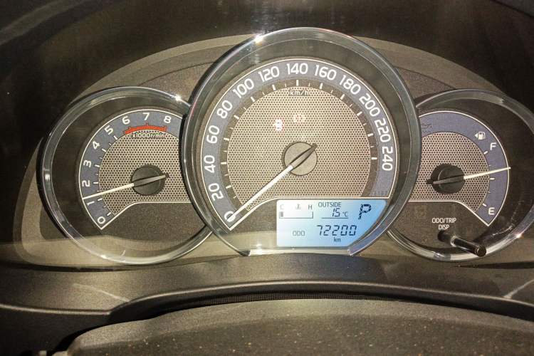 Used Toyota Corolla 2017 1.2T CVT GL Instrument Cluster