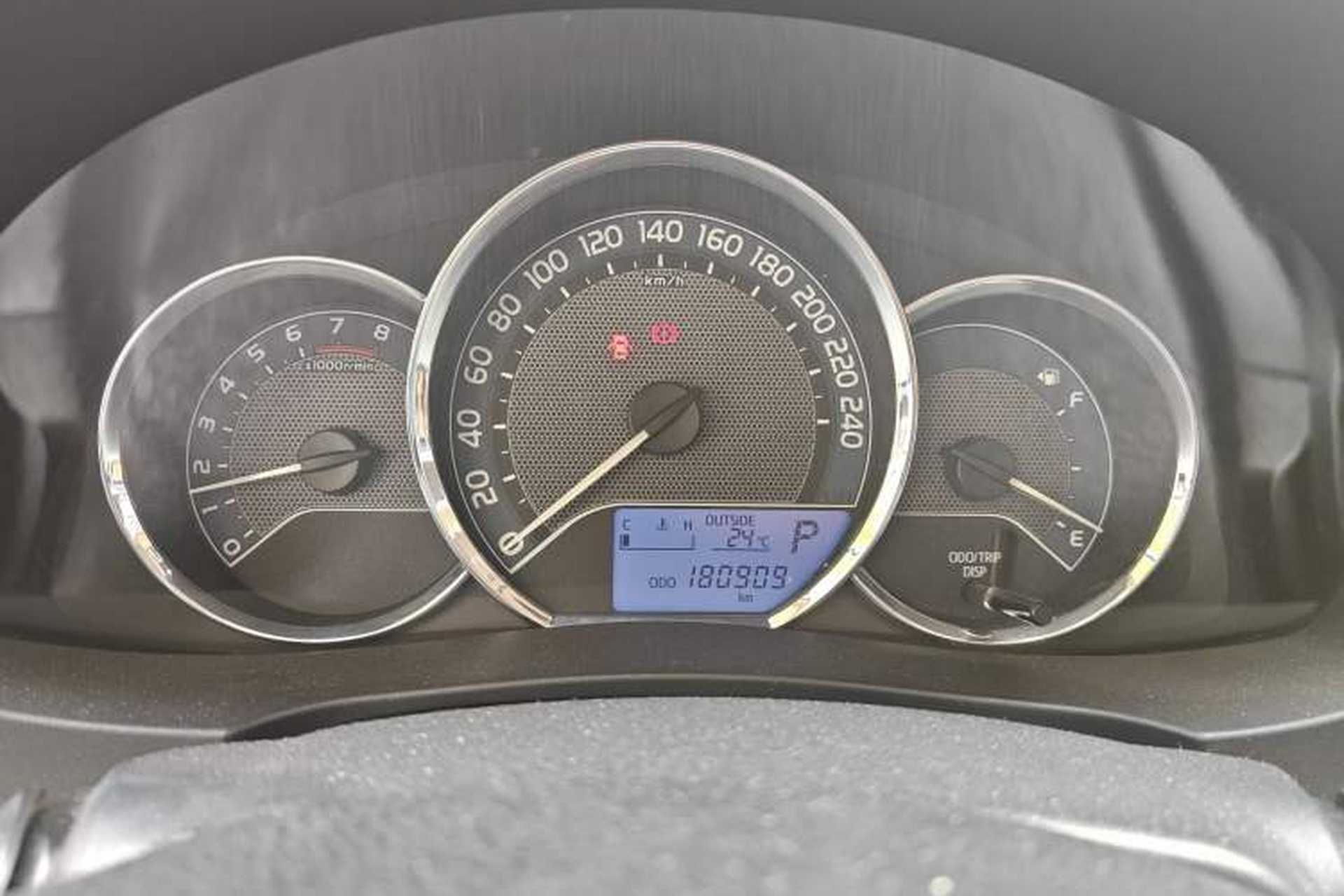 Used Toyota Corolla 2017 1.6L CVT GL Instrument Cluster