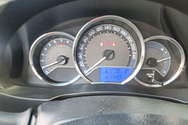 Used Toyota Corolla 2017 Revised Version 1.6L S-CVT GL Instrument Cluster