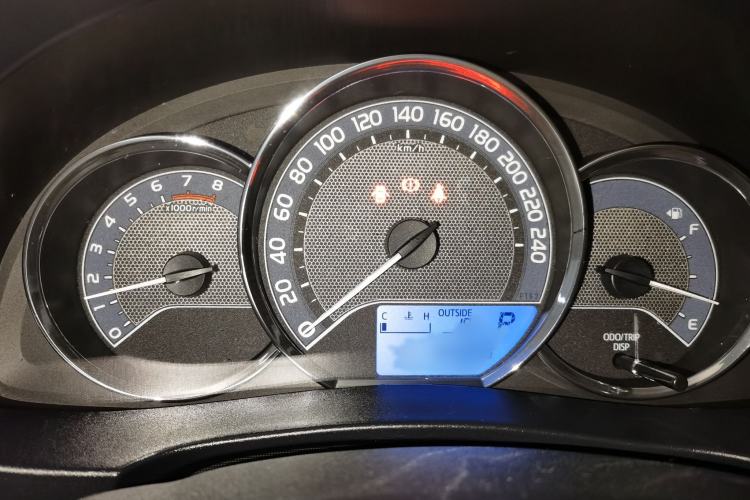 Used Toyota Corolla 2017 Revised Version 1.6L S-CVT GL Instrument Cluster
