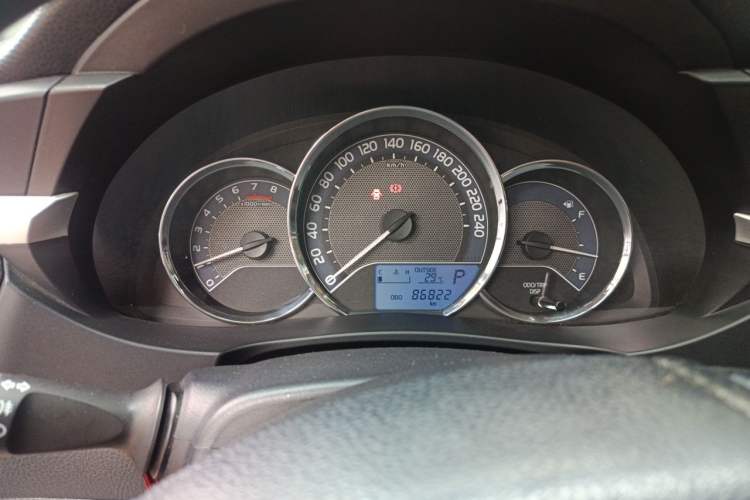 Used Toyota Corolla 2017 Revised Version 1.6L S-CVT GL Instrument Cluster