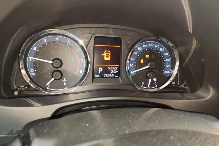 Used Toyota Corolla 2017 Revised Version 1.2T S-CVT GL-i Instrument Cluster