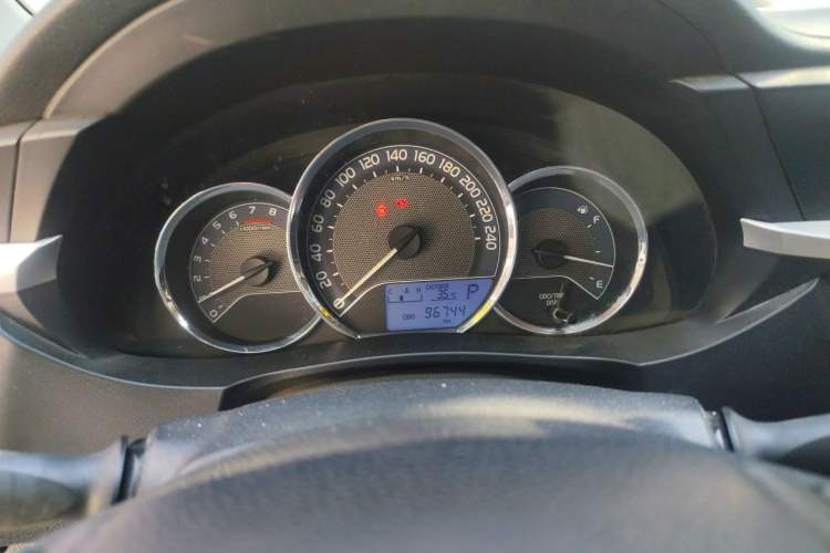 Used Toyota Corolla 2017 Revised Version 1.6L S-CVT GL Instrument Cluster