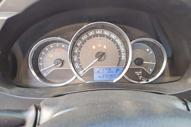 Used Toyota Corolla 2017 Revised Version 1.6L S-CVT GL Instrument Cluster