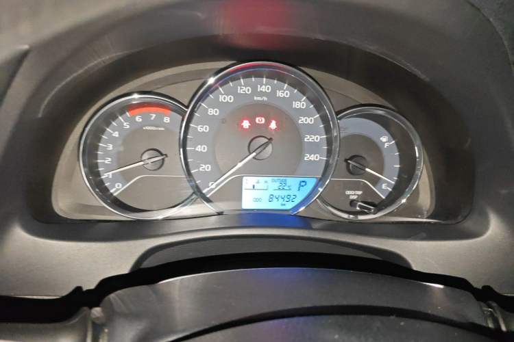 Used Toyota Corolla 2017 Revised Version 1.2T S-CVT GL Instrument Cluster