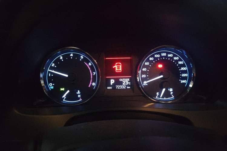 Used Toyota Corolla 2017 Revised Version 1.2T S-CVT GL-i Instrument Cluster