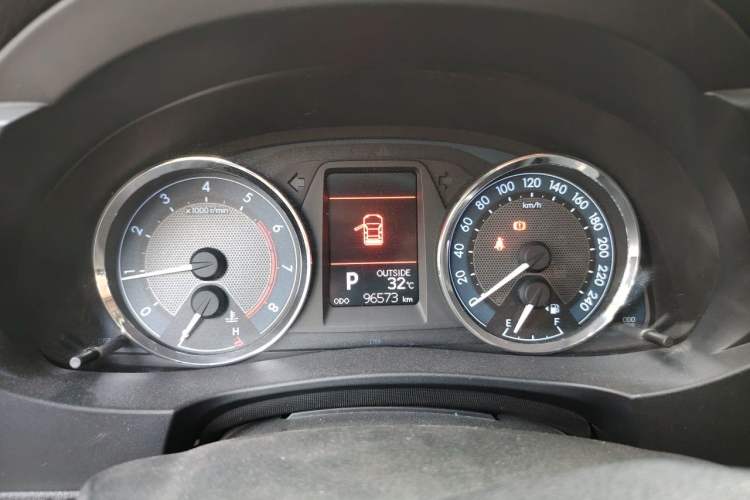 Used Toyota Corolla 2017 1.2T CVT GL-i Instrument Cluster