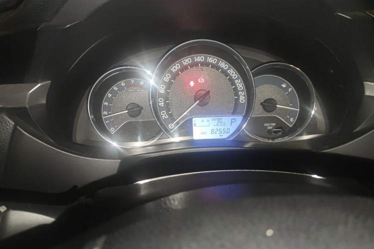 Used Toyota Corolla 2017 Revised Version 1.6L S-CVT GL Instrument Cluster