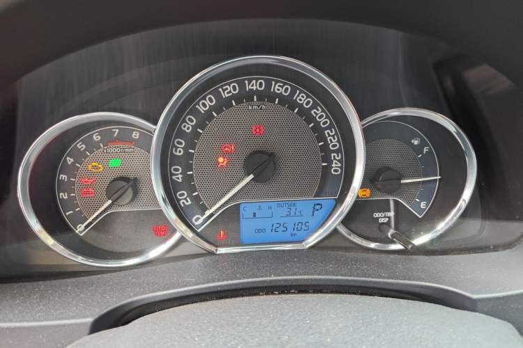 Used Toyota Corolla 2017 1.6L CVT GL Instrument Cluster