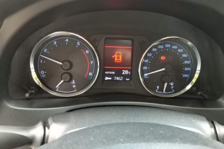 Used Toyota Corolla 2017 Revised Version 1.2T Manual GL-i Instrument Cluster