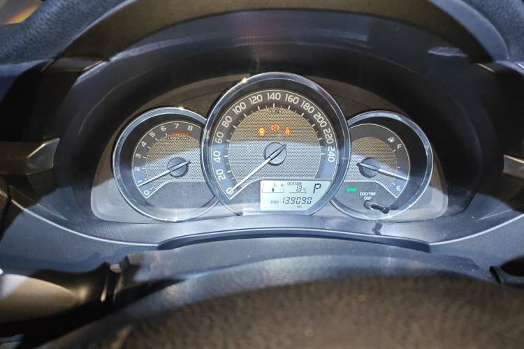 Used Toyota Corolla 2017 Revised Version 1.6L S-CVT GL Instrument Cluster