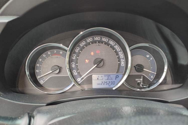 Used Toyota Corolla 2017 1.6L CVT GL Instrument Cluster