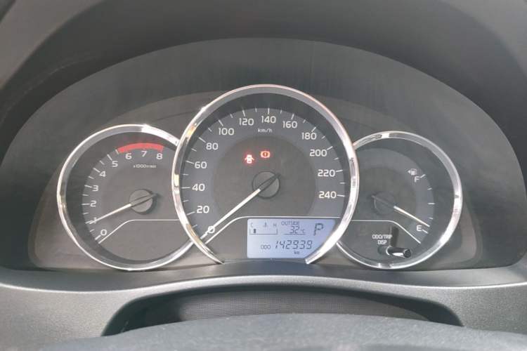 Used Toyota Corolla 2017 Revised Version 1.2T S-CVT GL Instrument Cluster