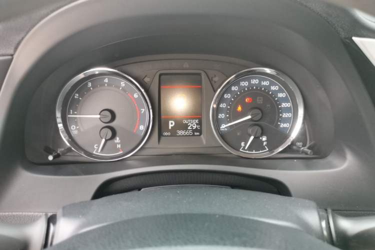 Used Toyota Corolla 2017 Revised Version 1.2T S-CVT GL-i Instrument Cluster