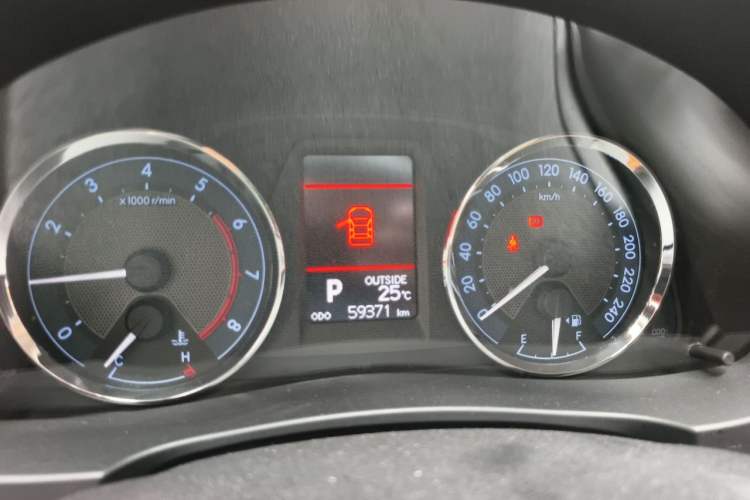 Used Toyota Corolla 2017 1.2T CVT GL-i Instrument Cluster