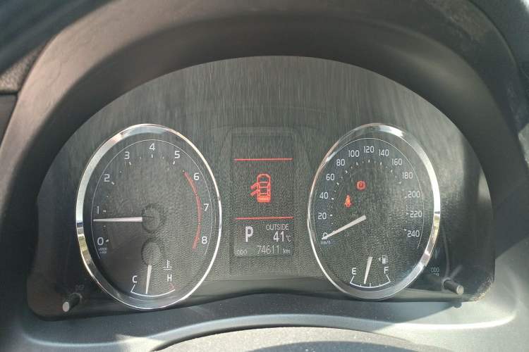 Used Toyota Corolla 2017 Revised Version 1.2T S-CVT GL-i Instrument Cluster