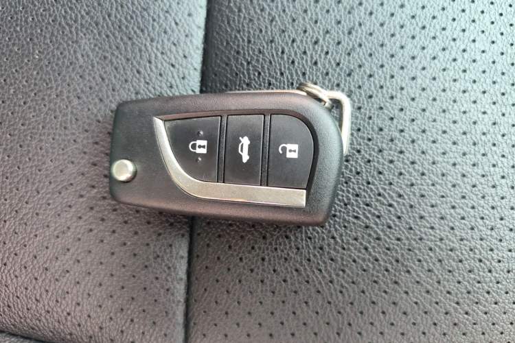 Used Toyota Corolla 2017 Revised Version 1.2T S-CVT GL Interior 1