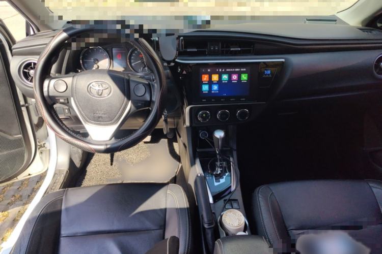 Used Toyota Corolla 2017 Revised Version 1.2T S-CVT GL-i Leather Edition Interior 2
