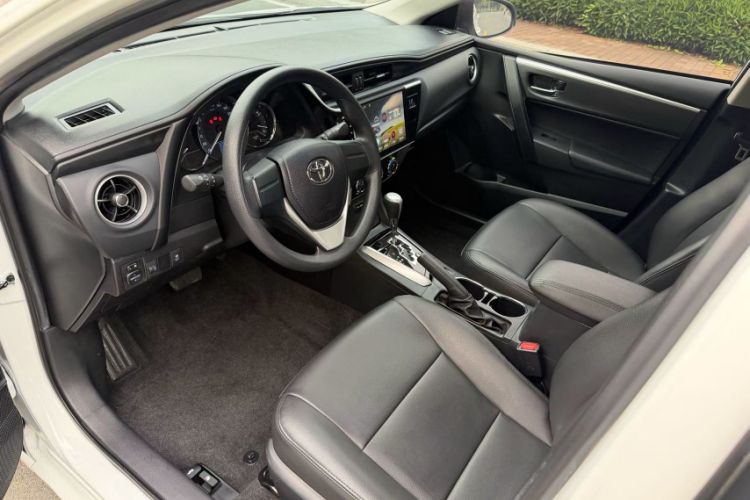 Used Toyota Corolla 2017 1.2T CVT GL Interior 2