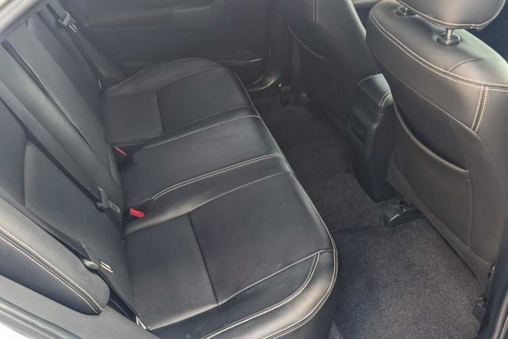 Used Toyota Corolla 2017 Revised Version 1.2T S-CVT GL-i Interior 3