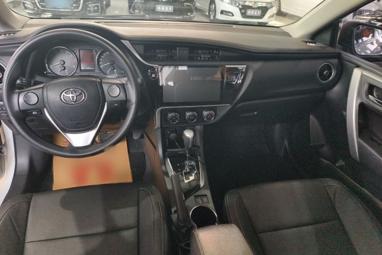 Used Toyota Corolla 2017 Revised Version 1.2T S-CVT GL-i Interior 3