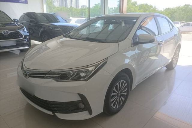 Ojetý Toyota Corolla 2017 Revised Version 1.2T S-CVT GL-i