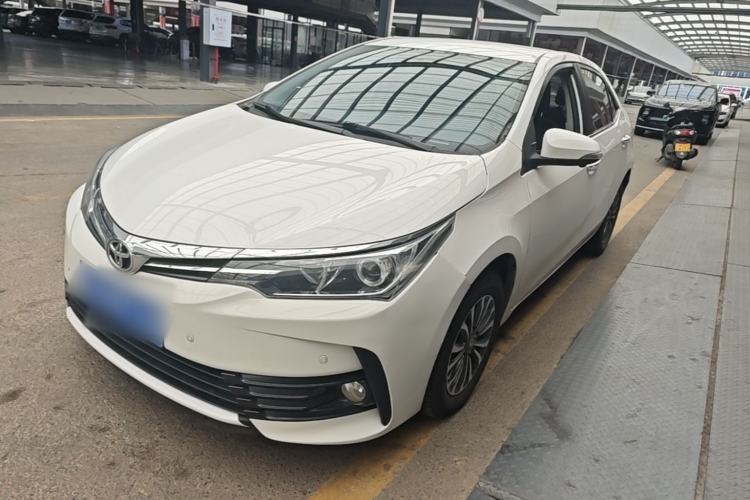 Used Toyota Corolla 2017 Revised Version 1.2T S-CVT GL Guazi used car, China used car export, Used car for sale, Used cars, Cheapest cars for sale