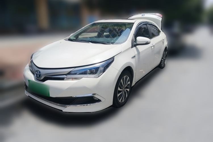 Toyota Corolla 2017 Revised Dual-Engine 1.8L E-CVT Leading Edition مستعملة Guazi used car, China used car export, Used car for sale, Used cars, Cheapest cars for sale