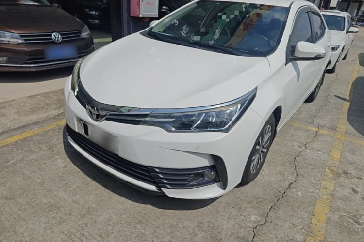 Used Toyota Corolla 2017 Revised Version 1.2T S-CVT GL Guazi used car, China used car export, Used car for sale, Used cars, Cheapest cars for sale