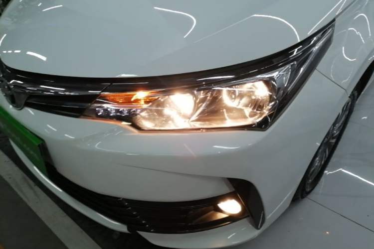 Used Toyota Corolla 2017 Revised Version 1.2T S-CVT GL Left Front Headlight