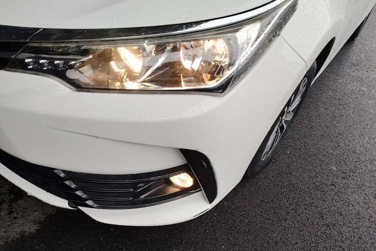 Used Toyota Corolla 2017 Revised Version 1.2T S-CVT GL Left Front Headlight