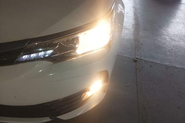 Used Toyota Corolla 2017 Revised Version 1.2T S-CVT GL Left Front Headlight