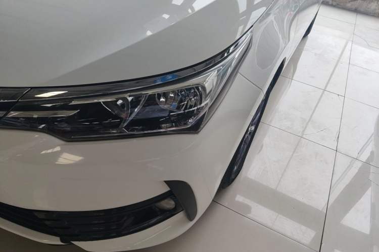 Used Toyota Corolla 2017 Revised Version 1.2T S-CVT GL Left Front Headlight