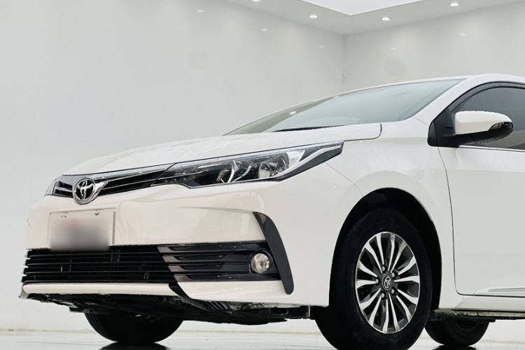 Used Toyota Corolla 2017 Revised Version 1.2T S-CVT GL-i Left Front Headlight