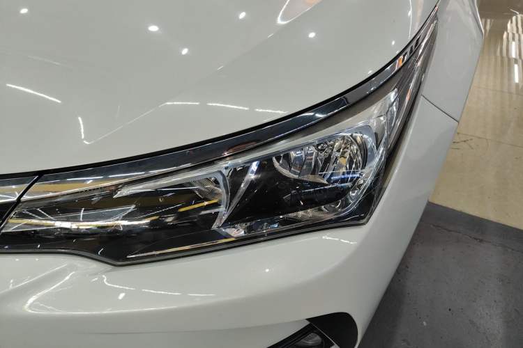 Used Toyota Corolla 2017 Revised Version 1.2T S-CVT GL Left Front Headlight