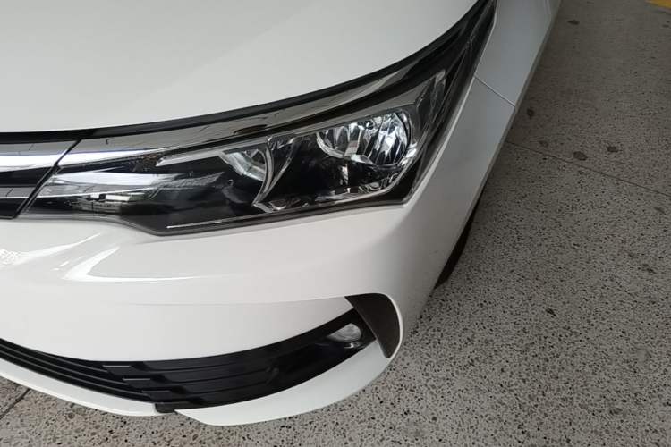 Used Toyota Corolla 2017 Revised Version 1.2T S-CVT GL Left Front Headlight