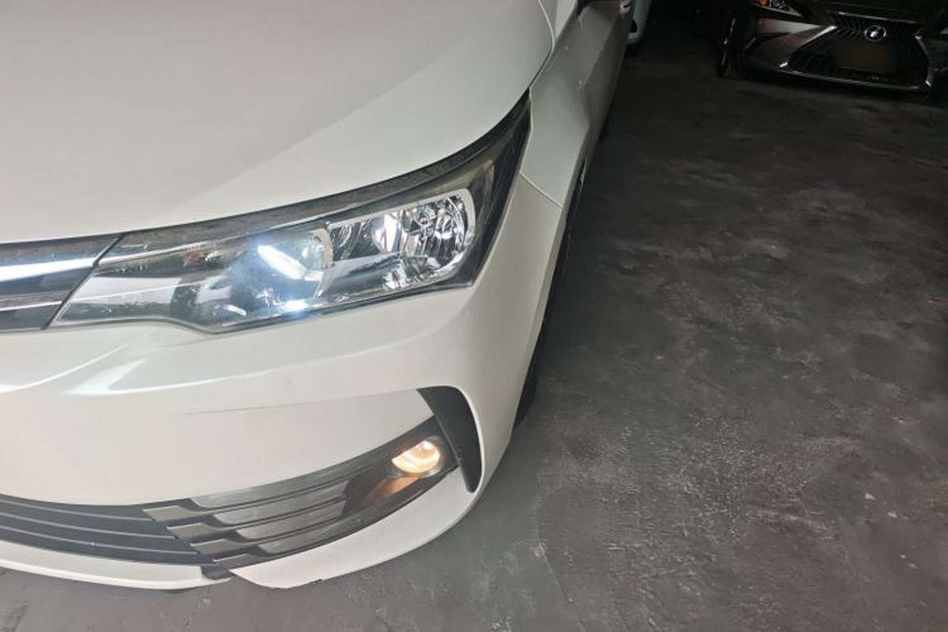 Used Toyota Corolla 2017 Revised Version 1.2T S-CVT GL Left Front Headlight