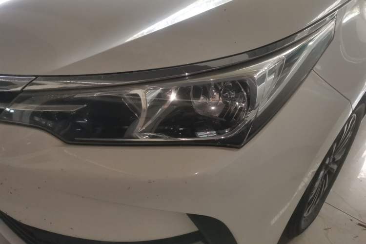 Used Toyota Corolla 2017 Revised Version 1.2T S-CVT GL Left Front Headlight