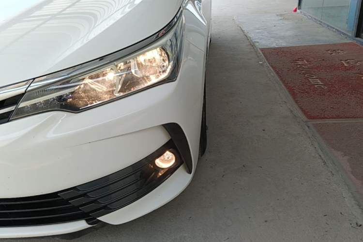 Used Toyota Corolla 2017 Revised Version 1.2T S-CVT GL-i Left Front Headlight