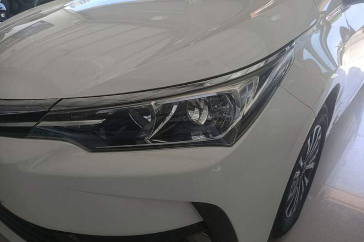 Used Toyota Corolla 2017 Revised Version 1.2T S-CVT GL-i Left Front Headlight