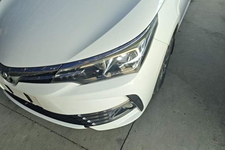 Used Toyota Corolla 2017 Revised Version 1.2T S-CVT GL-i Left Front Headlight
