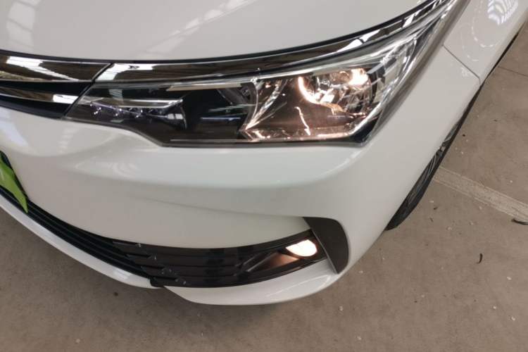 Used Toyota Corolla 2017 Revised Version 1.2T S-CVT GL Left Front Headlight