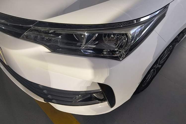 Used Toyota Corolla 2017 Revised Version 1.2T S-CVT GL Left Front Headlight