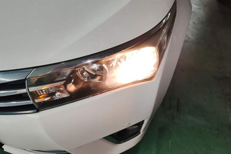 Used Toyota Corolla 2017 1.2T CVT GL-i Left Front Headlight