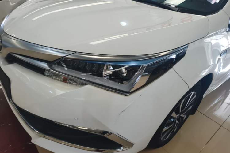 Used Toyota Corolla 2017 Revised Dual-Engine 1.8L E-CVT Elite Edition Left Front Headlight