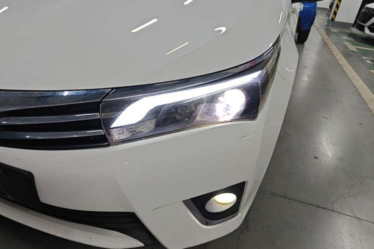 Used Toyota Corolla 2017 1.6L CVT GL Left Front Headlight